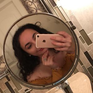 Meet your Posher, Elena